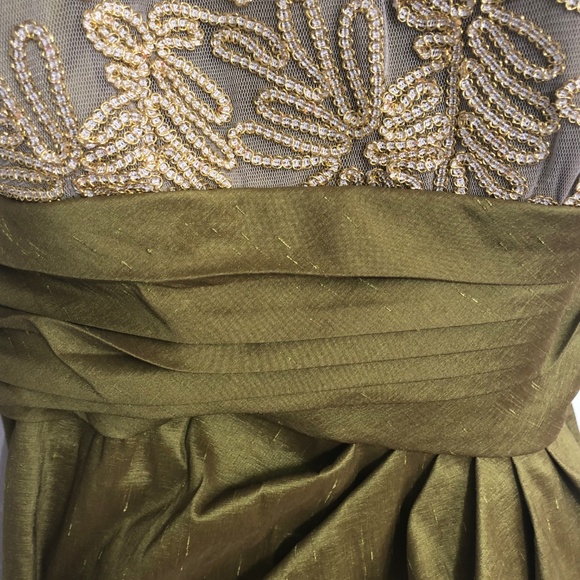 Badgley Mischka Short Strapless Gown - Picture 4 of 7